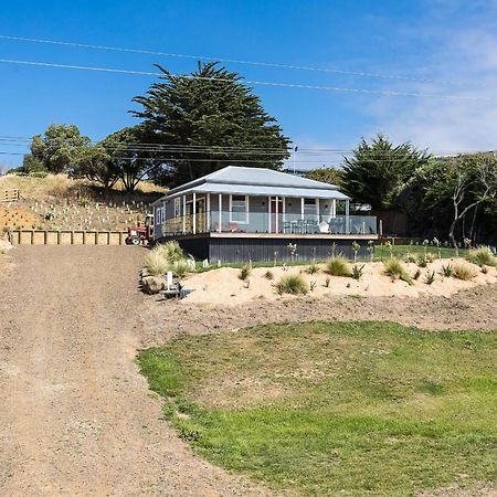 Moeraki Beach Haven - Otago Beachfront Home Экстерьер фото